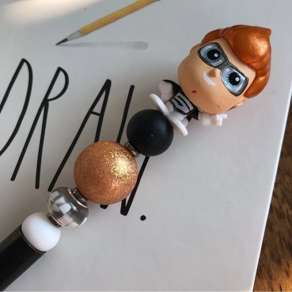 Disney Doorables: The Incredibles: Syndrome handmade beaded pen